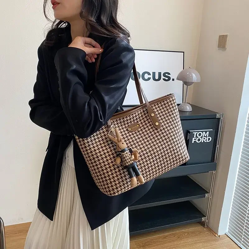 

Miracle Kira Checker Bag Womens Bag 2023 New Fashion Style High Quality One Shoulder Canvas Bag Commuter Large Capacity Tote Bag