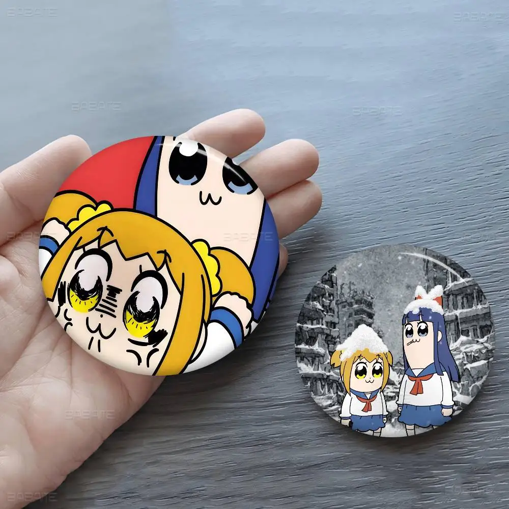Фото Значок Pop Team Epic с мягкой кнопкой, ярким принтом, идеальный подарок для друзей, значок на воротник, брошь, значок на лацкан, металлический. №3