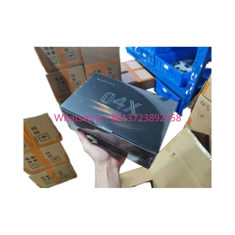 Фото Очки FPV SKYZONE SKY04X PRO OLED 48CH 5.8G со Steadyview-приемником, DVR 1920X1080 и отслеживанием головы для радиоуправляемых дронов и аксессуаров №1