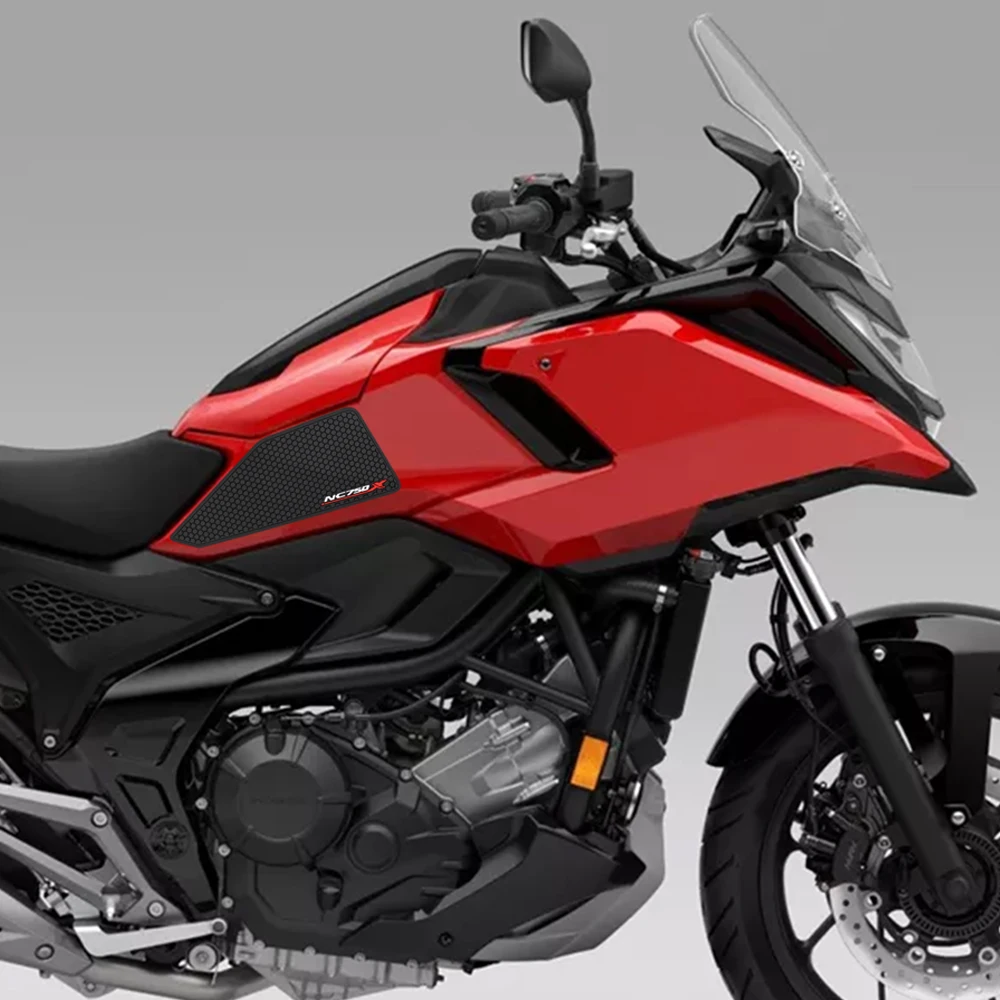Фото Для мотоцикла Honda NC750X 2026/2025: Наклейки на топливный бак, боковые противоскользящие и противоцарапные накладки на подножки №4