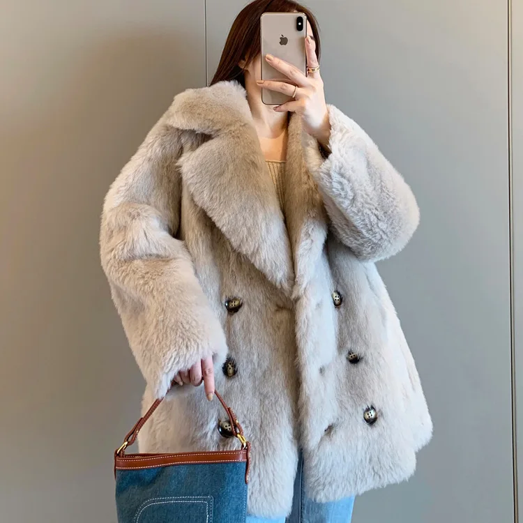 Lamb wool in the long shearling fur coat female