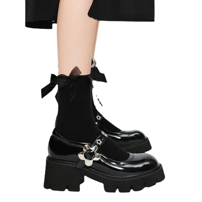 

Туфли-лодочки женские на высоком каблуке, толстая подошва, Лолита, Мэри Джейн, круглый носок, Цветочная Пряжка, черные белые цвета