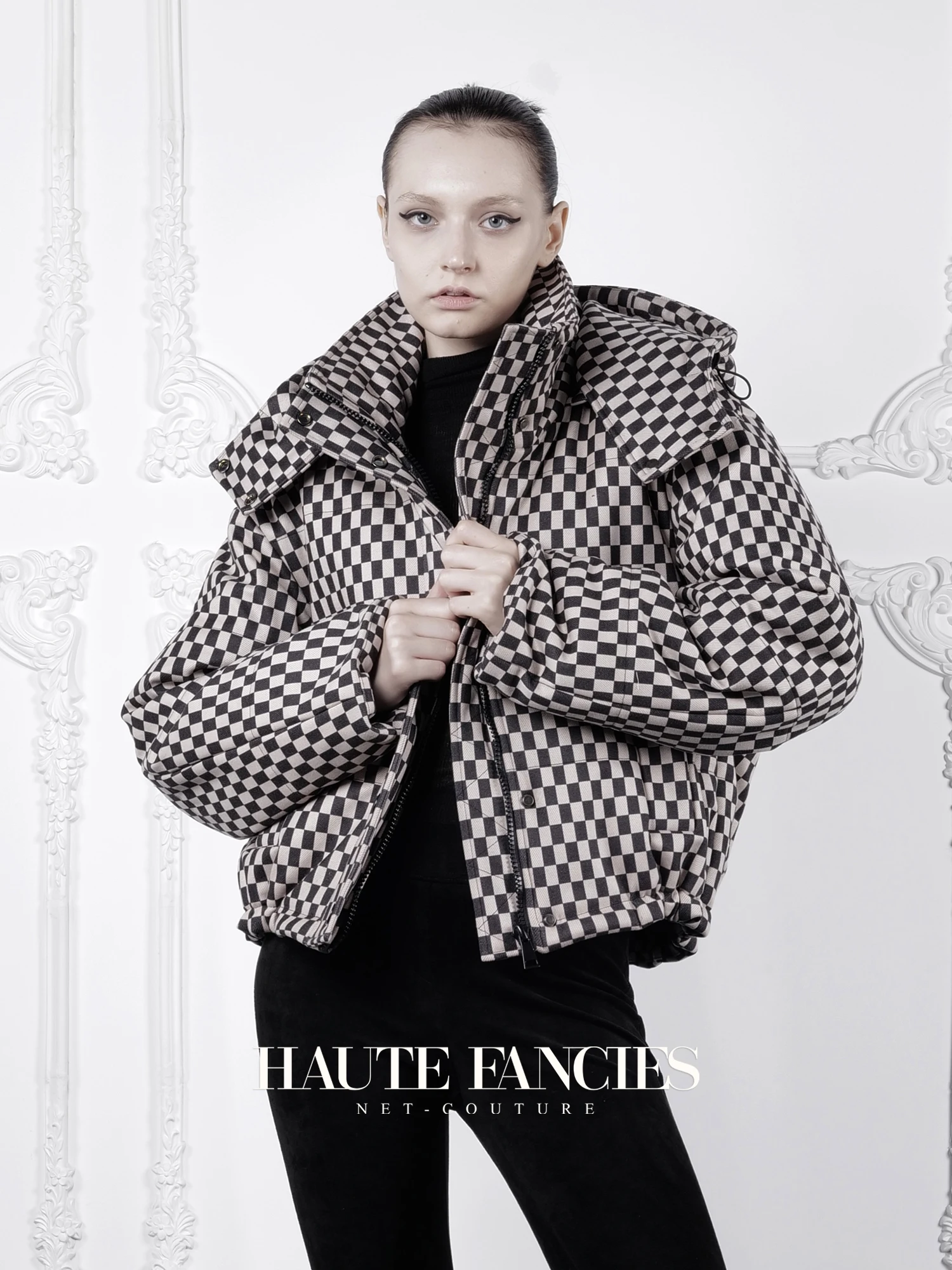 Умная сетка шахматной доски Haute Fancies после концепции | Черно-коричневая водолазка