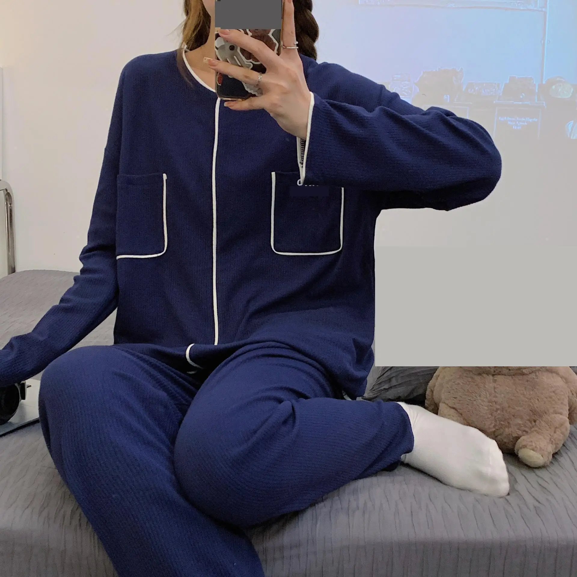 

Костюм Пижамный женский с круглым вырезом и длинными рукавами