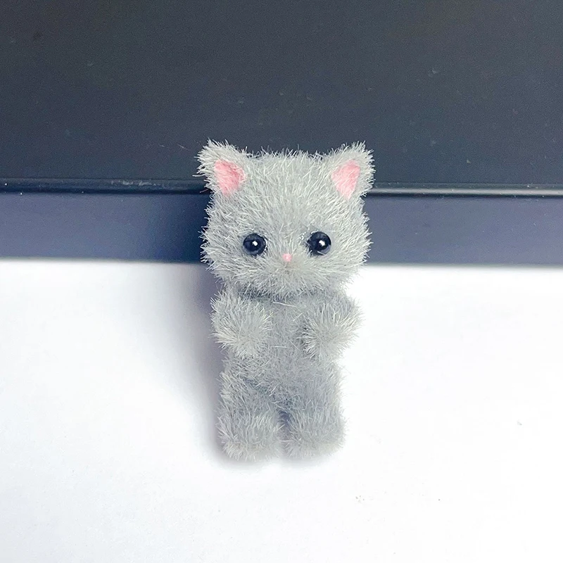 

Флокированные фигурки кошек