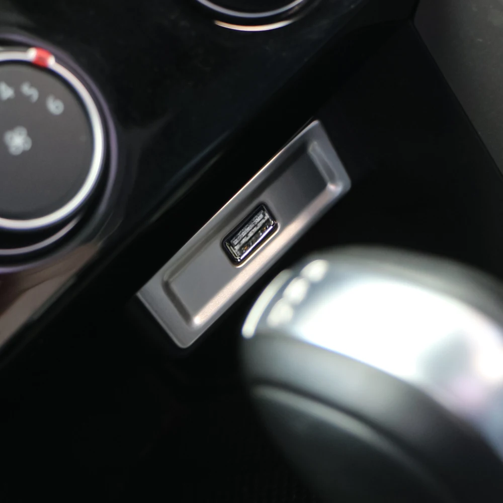 Car USB Port Panel Cover Trim for Volkswagen VW T-Roc TROC 2017 2018 2019 2020 2021 2022 Stainless Steel Interior Accessories