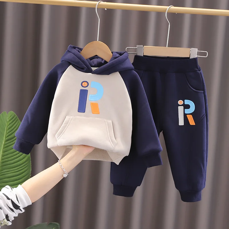 

New Autumn Winter Baby Girls Thickening Clothing Sets Toddler Boys Plush Cotton Tracksuit Fashion Letter Tops+Pants Kids Clothes