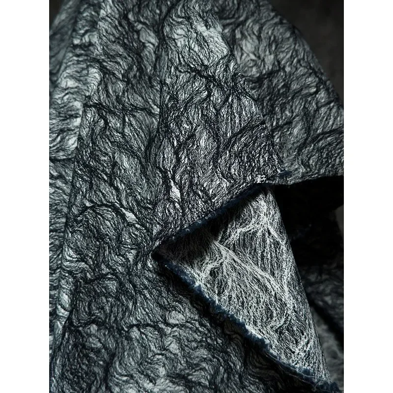 Черные волосы с неровными и грязными нитками летняя ткань жаккардовые