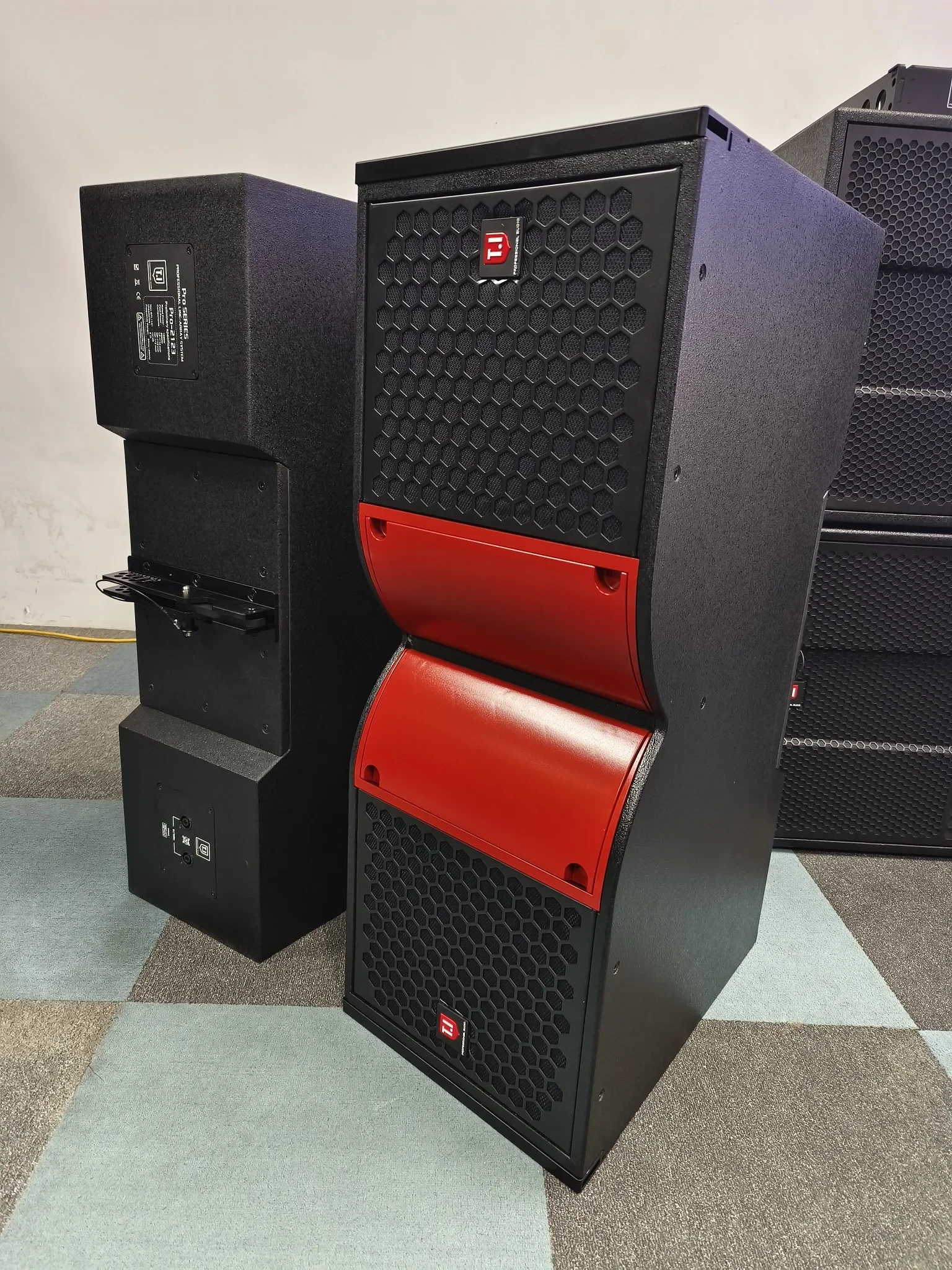 Аудиолинейный массив Pro-2123