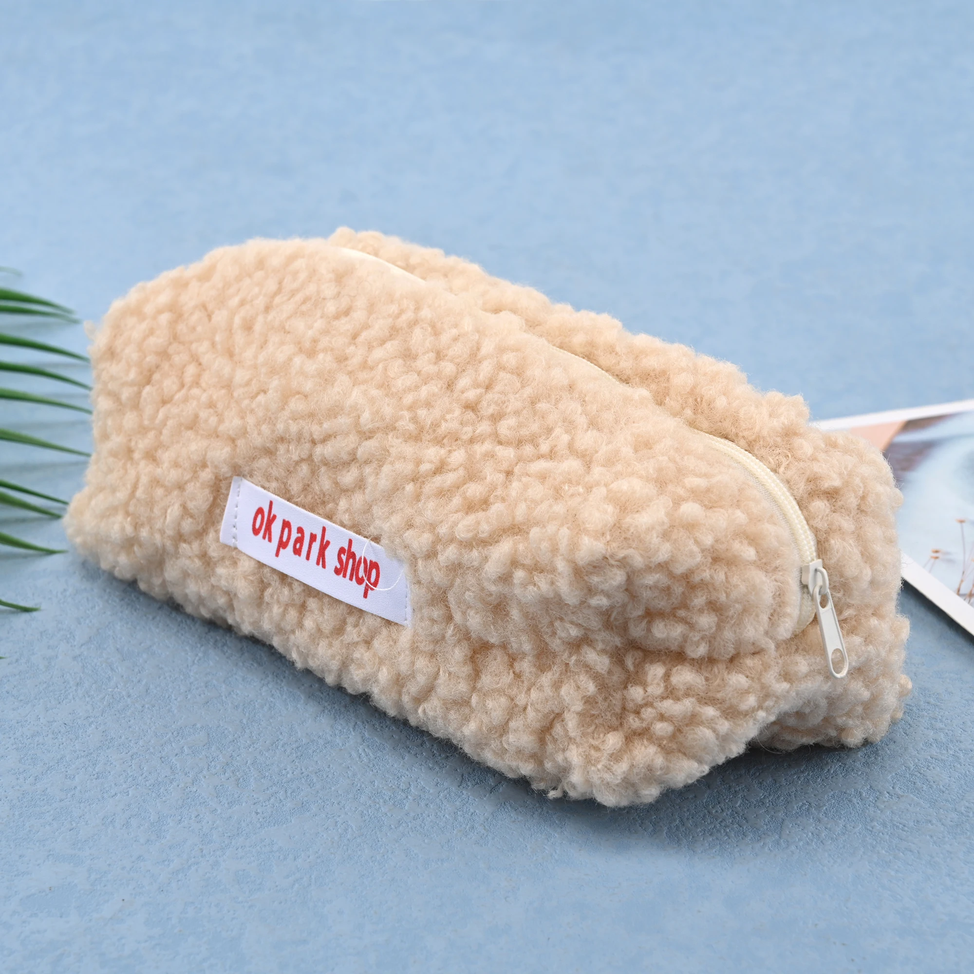 

Косметичка из плюша