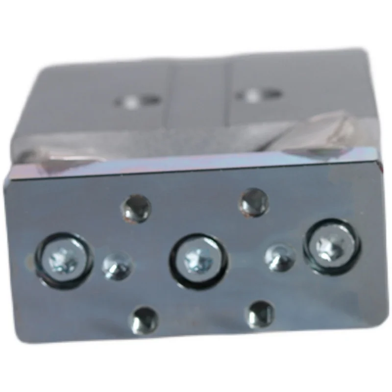 Цилиндр направляющей штока ДФМ-16-20-П-А-ГФ 170833 Садовые инструменты