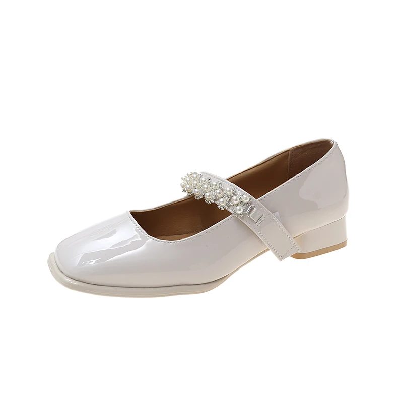 Женские туфли-оксфорды из лакированной кожи на низком каблуке с квадратным