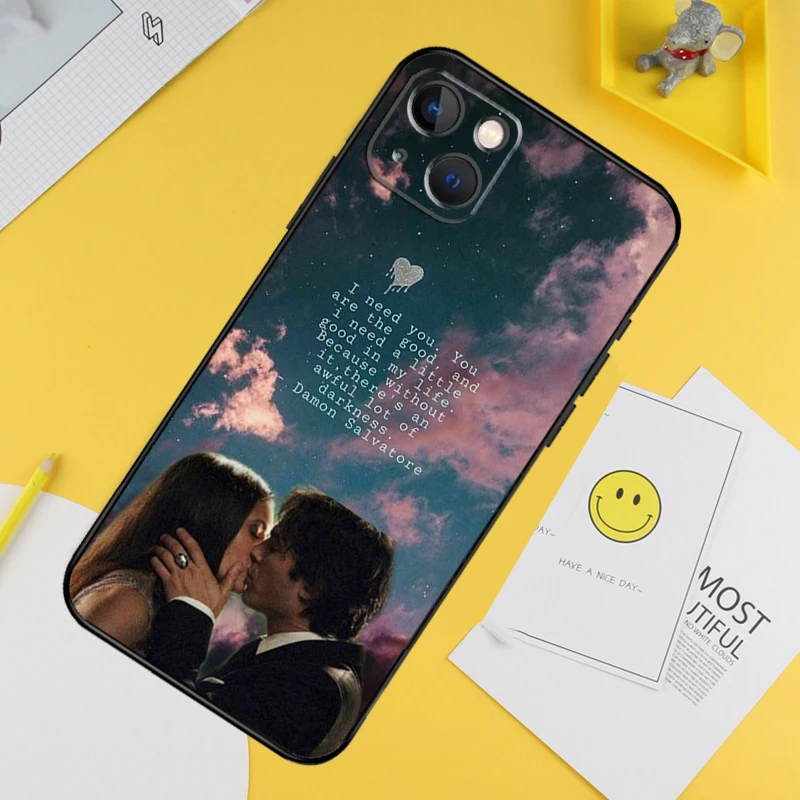 Деймон Елена «Дневники вампира» Чехол для телефона для iPhone 15 16 Pro Max 12 13 Mini 11 14 Pro Max XR 16 15 Plus 16e Задняя крышка (art.: 3920cd41c441f) - 3920cd41c441f