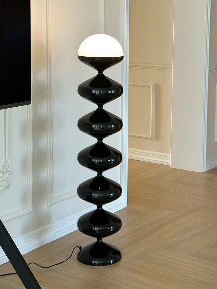 Черно-белая акриловая Напольная Лампа в минималистическом стиле для гостиной