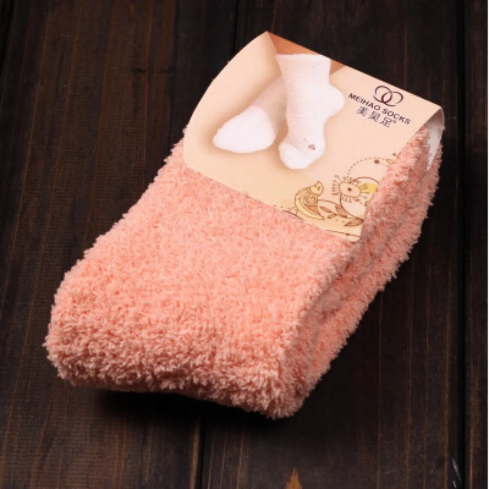 

QinyeThree женские носки из флиса coral fleece