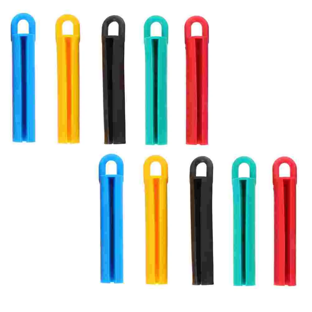 

10pcs Professional Billiard Stick Hanging Protectors Billiard Cue Hangers (Random Color)