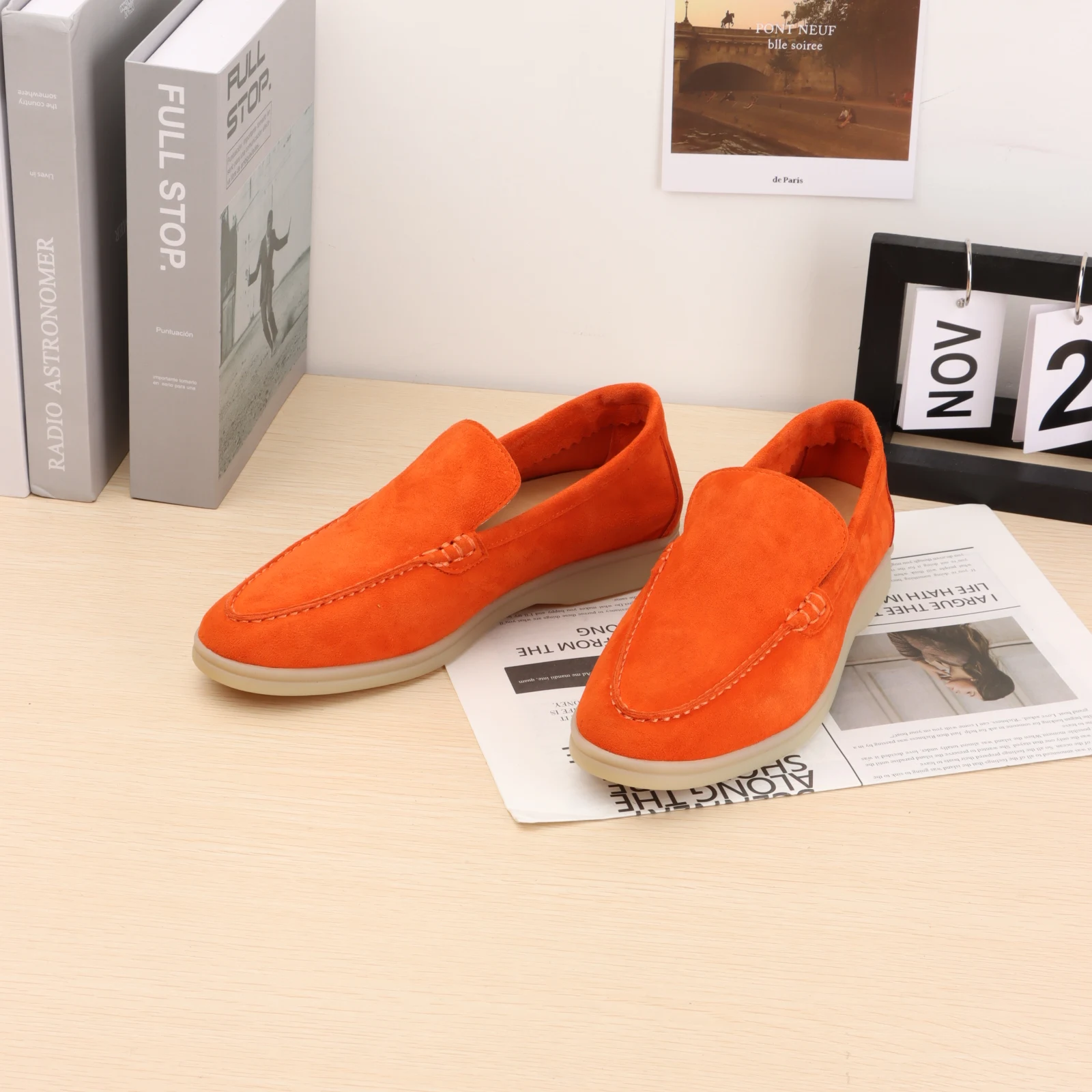 

2023 Winter New Women's LP Casual Walking Shoes Italian Luxury Designer Men's Suede Soft Sole Fashion Comfortable Flat Shoes