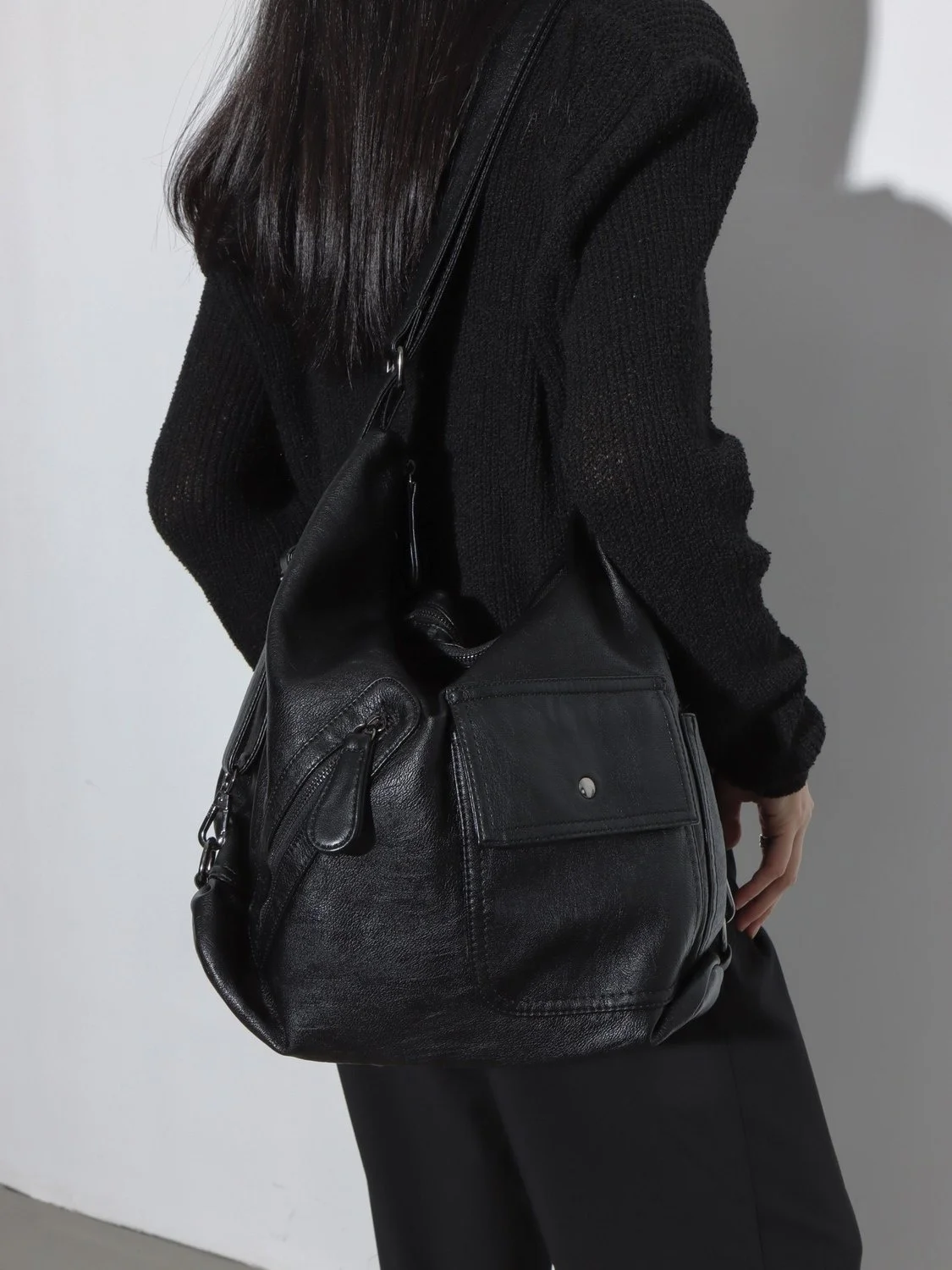 

Large Capacity Moto Biker Shoulder Bag Vintage Summer Spice Girls High Street Womens Handbags Pu Leather Soft Backpack