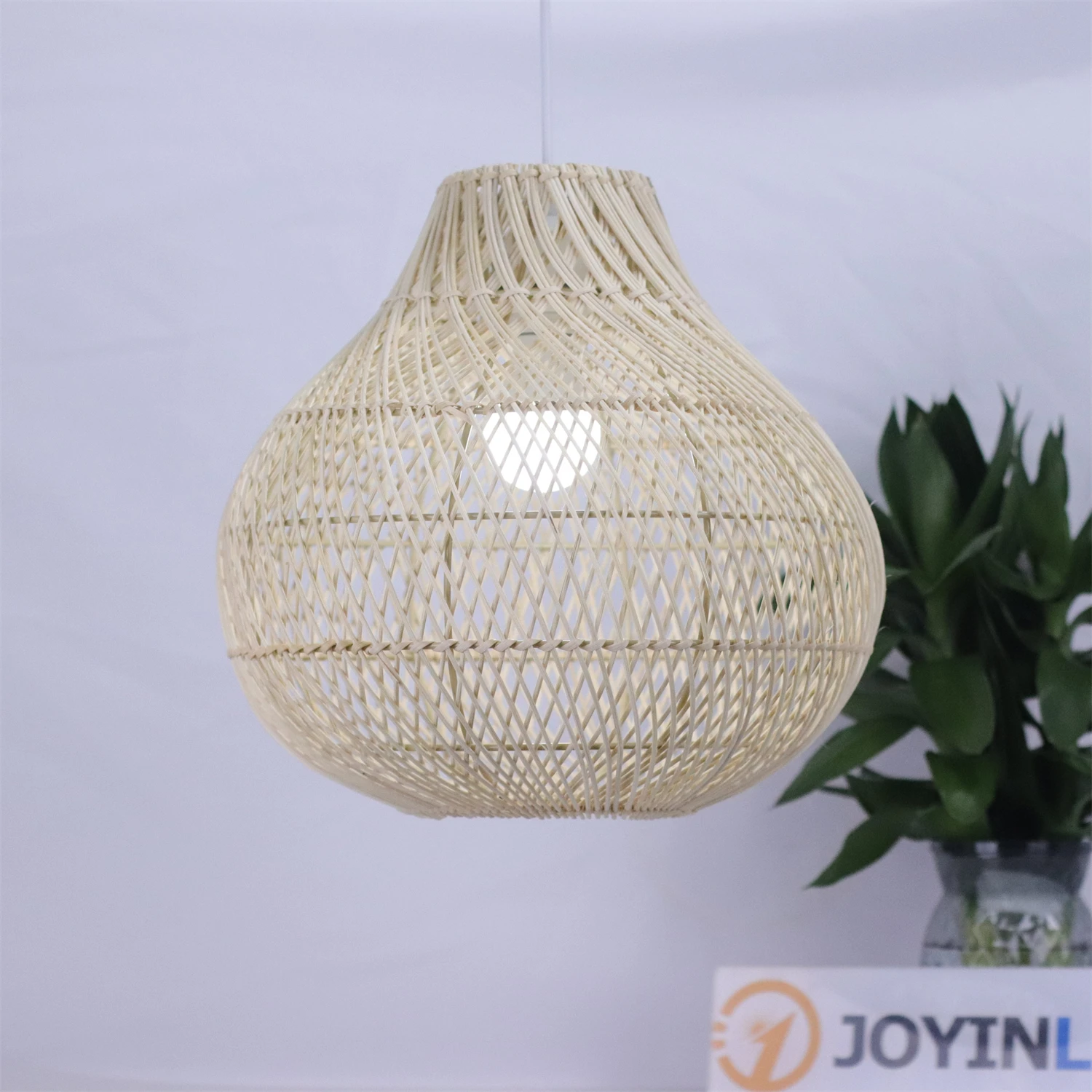 Фото Потолочный светильник JOYINLED в стиле ретро из ротанга, ручной работы, подвесной светильник в китайском стиле, люстра для лофта, освещение для кухни, для столовой №3