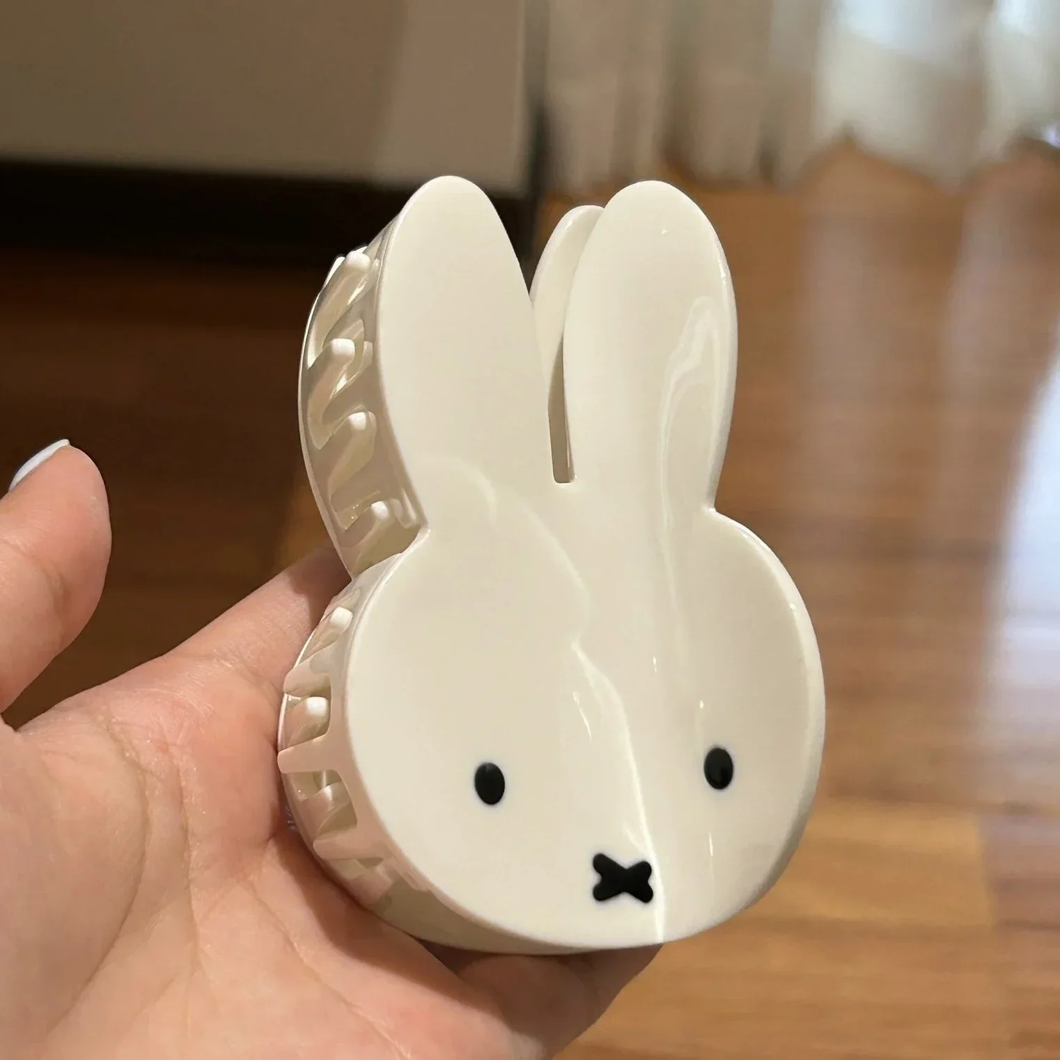 Фото Kawaii Miffy Sweet Заколка для волос Мультфильм Заколка на затылке Милая девушка Заколка с челкой в виде сердца для девочек День рождения Рождественский подарок №1