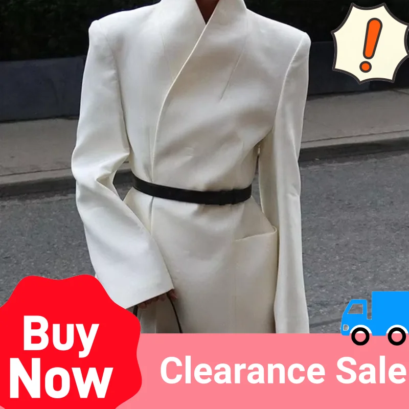 Женский офисный пиджак на пуговицах элегантный белый Приталенный с