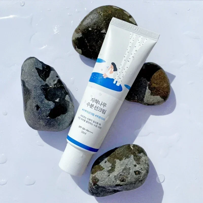 Корейский Увлажняющий солнцезащитный крем из березы SPF50 + PA +++ с сильной