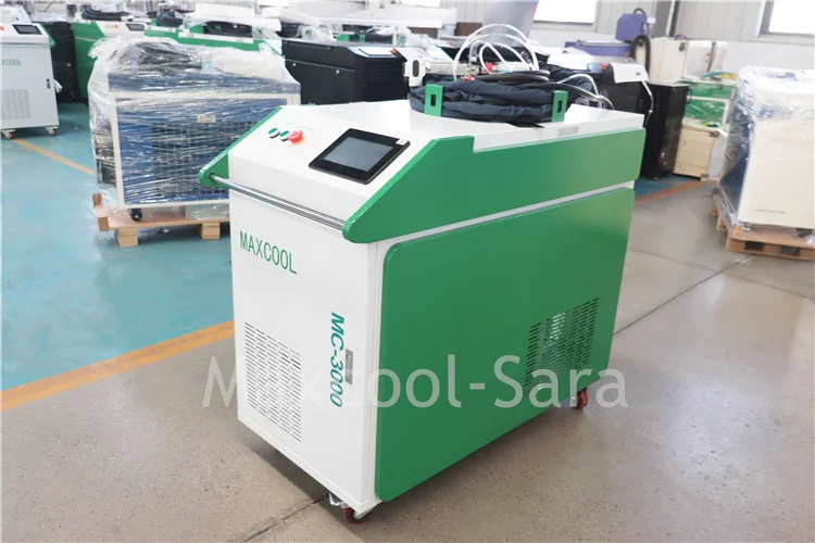 Высокая мощность 2000 3000 Вт лазерная чистящая машина для металлической масляной