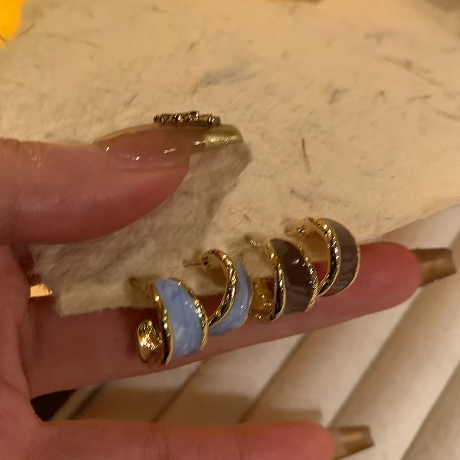 Пара Французских Нишевых Круглых Серег-гвоздиков C-образной Формы. Женские