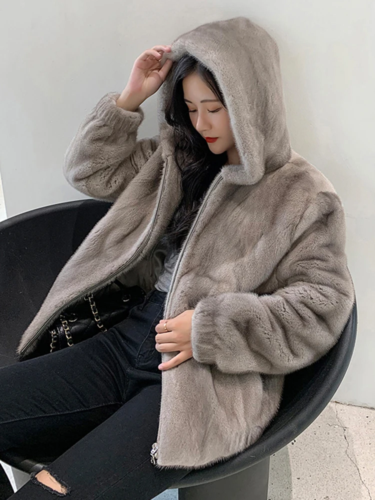 Marten Overcoats Women's Short Mink Whole Mink Hooded Imported Small Female Mink Fur Coat