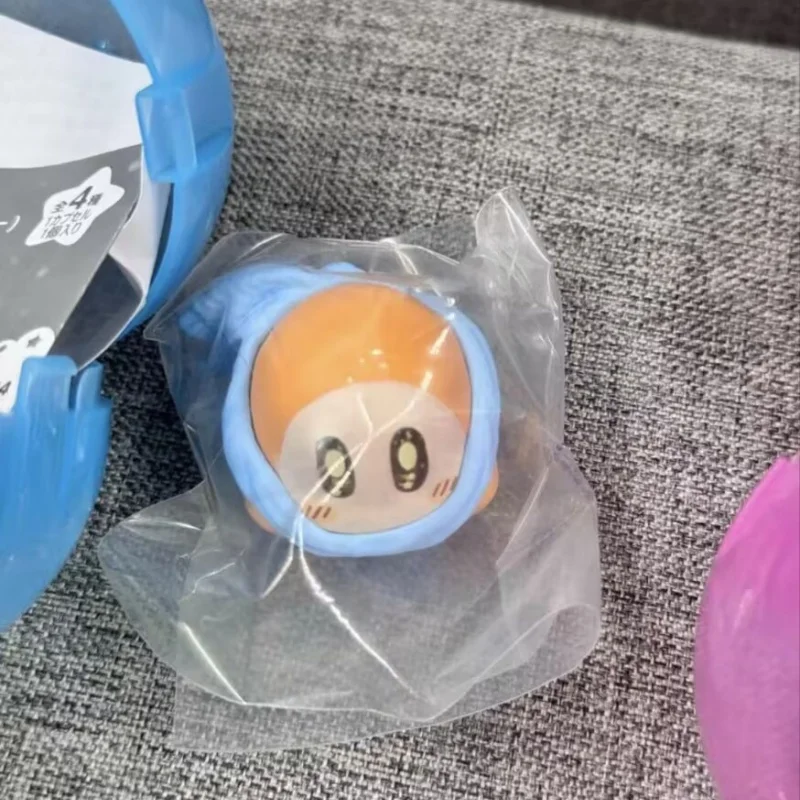 Фото В наличии: Коллекционная мини-фигурка Bandai Waddle Dee Gashapon в сидячей позе – милое украшение для рабочего стола для любителей аниме №3