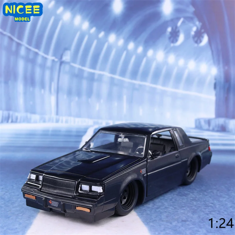 

1:24 Buick Grand Natonal Alloy Car Metal Diecasts Classic Model Toy Collection Toys For Children Gift J233
