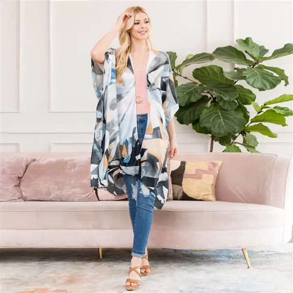 

Кардиган-кимоно с абстрактным принтом