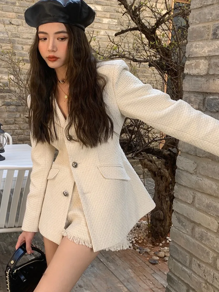 

Осень 2023, комплект из двух предметов для женщин, пальто и короткие брюки, наборы из 2 предметов, женская одежда, элегантные Праздничные комплекты