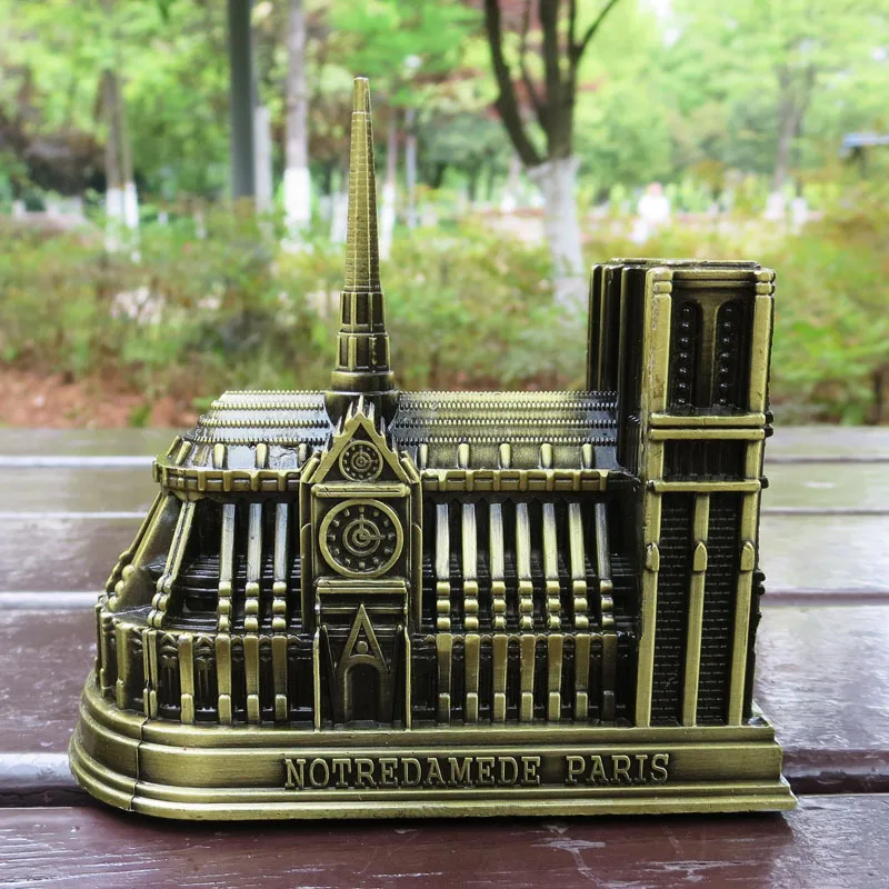 

Модель из сплава Нотр-дама Парижа, реквизит для фотосъемки, украшение для дома, скульптура, туристические ремесла кепсак