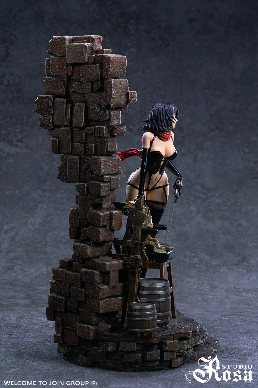 Mikasa figure rosa studio