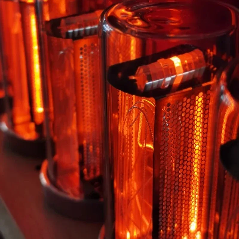 Роскошные цифровые настольные часы со светодиодной светящейся трубкой