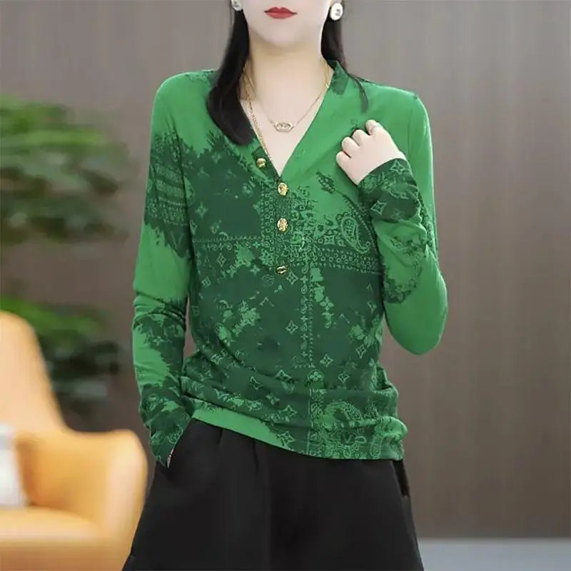 

Women Clothing Streer Fashion Casual Vintage T-shirt Autumn Green Color Chic V-neck Printed Pullovers Ladies Elastic Slim Tops