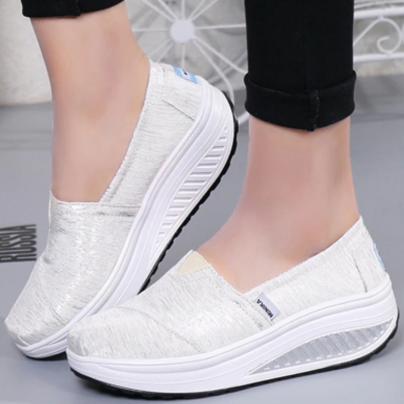 

Solid Color Canvas Shoes for Women Spring Casual Round Head Loafers Light Plus Size Walking Sneakers Zapatillas Con Plataforma