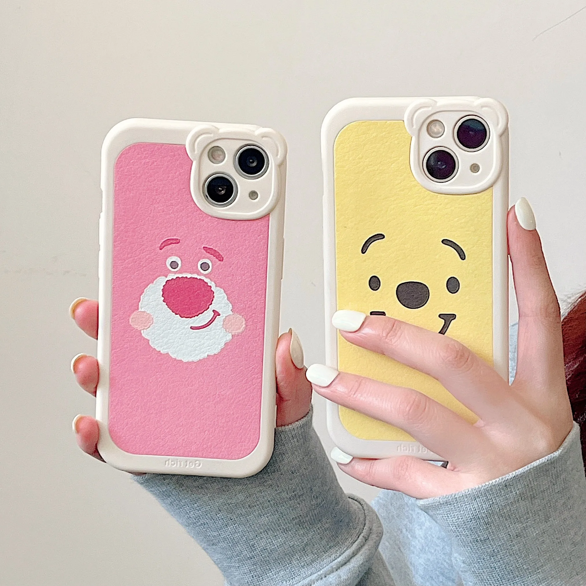 

Cute Cartoon Winnie the Pooh Strawberry Bear for iPhone 13 12 mini 11 Pro X XR XS MAX 7 8 6 Plus 2022 Case