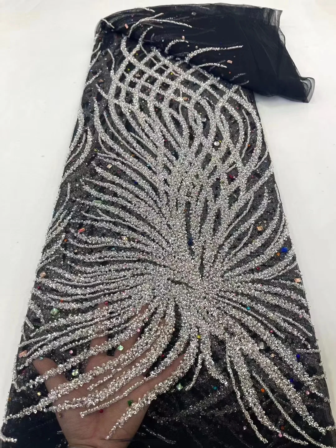 

Latest Luxury Elegant Big Stones African Embroidery Bead Tube Lace Nigerian With Sequins 3d Lace Fabric For Wedding Party Dress