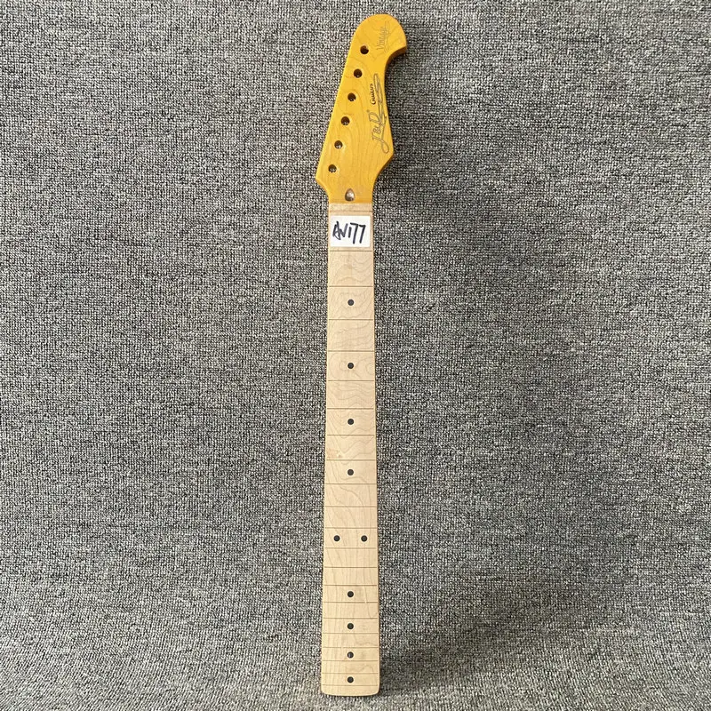 

AN177 Right Hand ST Guitar Neck Unfinished No Frets Taiwan J&D Brothers Maple with Maple Right Hand for DIY