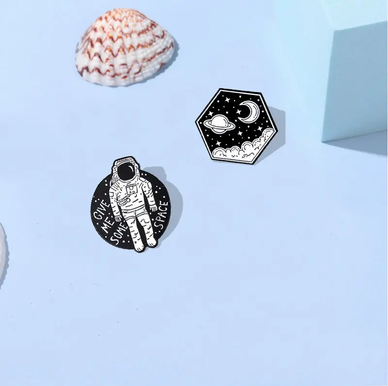 Эмалированные булавки черно-белая брошь с рисунком в сумке значок на лацкан