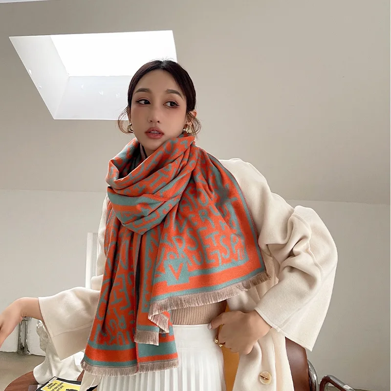 

Vintage Scarves Autumn Winter Shawls Women Letter Scarfs Double-sided Muffler Thickened Plaid Fashionable Wraps Trend Warm Scarf