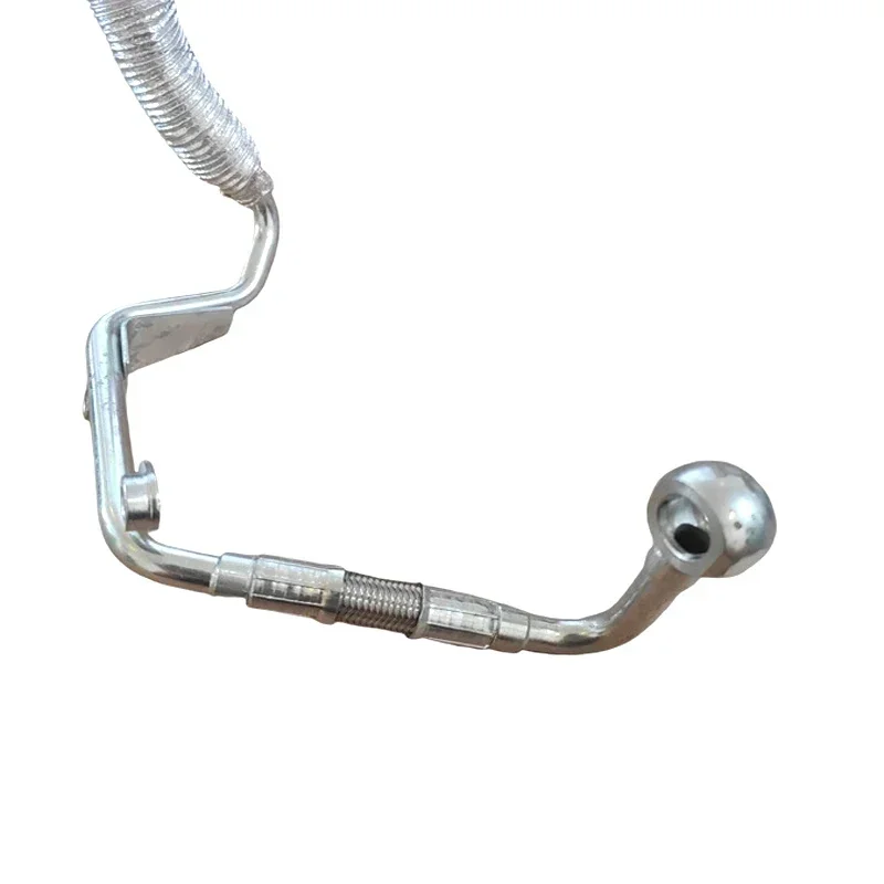 55572538 Детали двигателя возвратный шланг охлаждающей жидкости турбокомпрессора