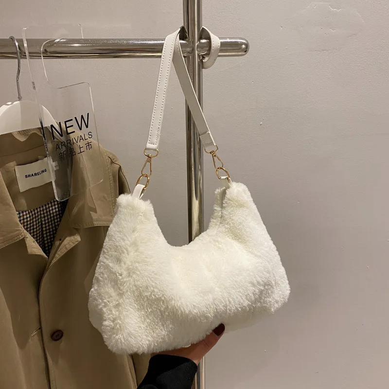 

Plush Shoulder Bag Winter Larger Capacity Cute Solid Color Underarm Tote Bags for Women Fashion Designer Cute Street Handbags