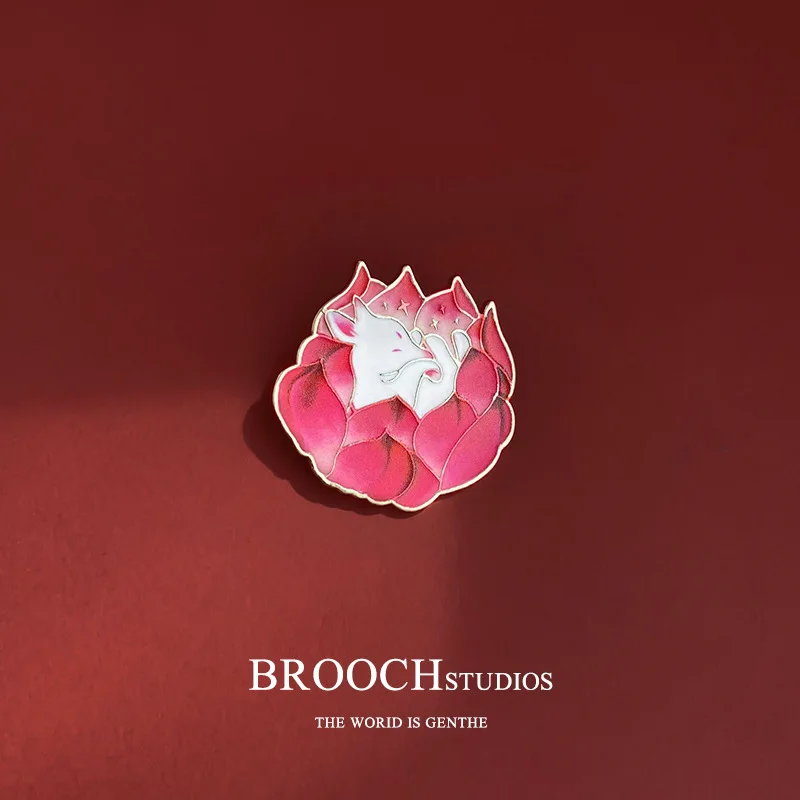 

SALeeee Sleeping little fox brooch cute cartoon metal badge new trendy personality clothing bag decoration pin