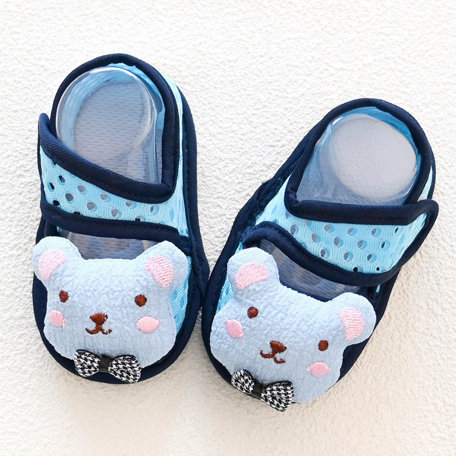 

Light up Shoes for Toddler Girls Infant Boys Girls Sandal Toddler Breathable Cartoon Mesh The Floor Baby Boy Crib Tennis Shoes