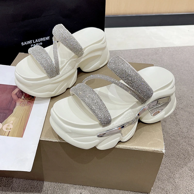 

Женские шлепанцы со стразами, повседневные римские шлепанцы на платформе и массивном каблуке, без застежки, лето 2023
