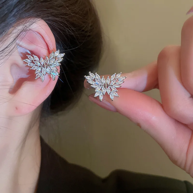 

Женские серьги-клипсы с бабочкой, 1 шт.