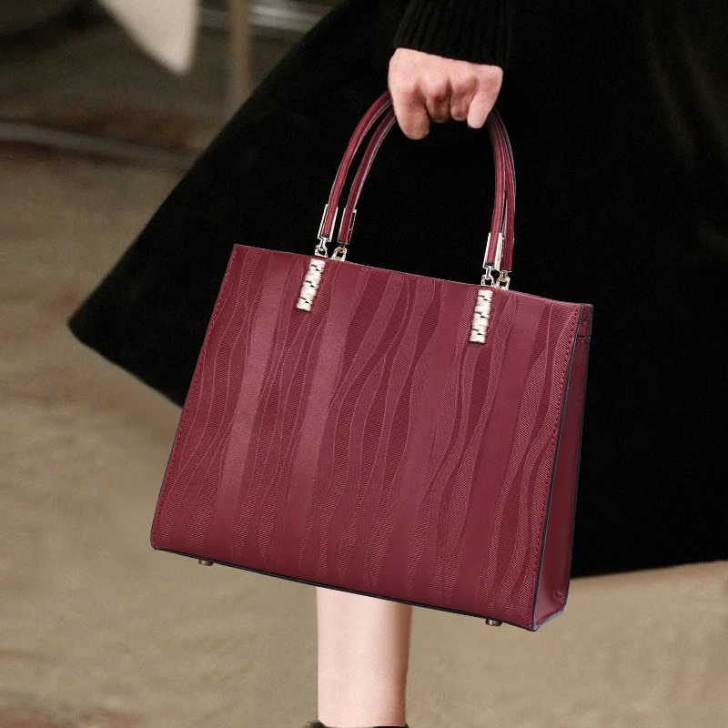 

2023 New Arrival Ladies' Purse Women's Genuine Leather Hand Bag Stylish Cross-body Handbag Large Capacity Luxury Designer